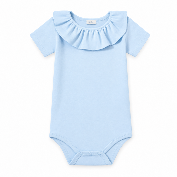 Body Manga Corta Cuello Volante Bebé – Azul Cielo